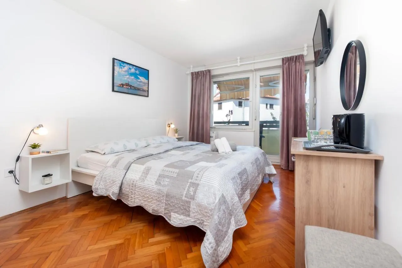 Appartamento Casa Caterina Rovigno 0*,  Croazia